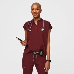 Figs Rafaela Oversized Scrub Top - small
